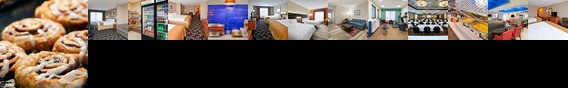 Holiday Inn Express Hotel & Suites Greenwood