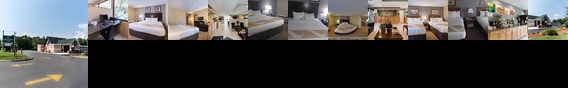 Econo Lodge Inn & Suites Westfield