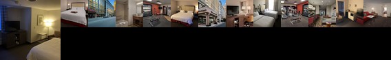 Hampton Inn & Suites Downtown Milwaukee Hotel