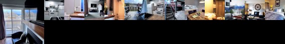 Canadian Rockies Chalets