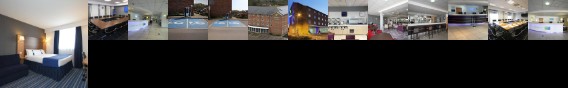 Holiday Inn Express Nuneaton