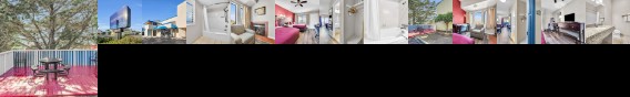 Econo Lodge Bay Breeze