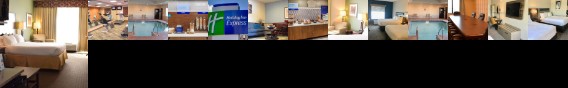 Holiday Inn Express Hotel & Suites Pratt