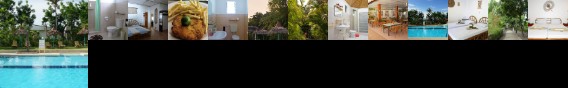 Marcosas Cottages Resort