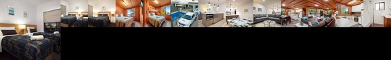 Boats and Bedzzz Houseboat Stays