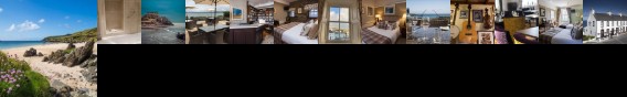 Port Charlotte Hotel