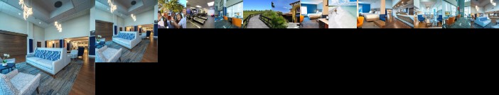 Holiday Inn Express Hotel & Suites Oldsmar