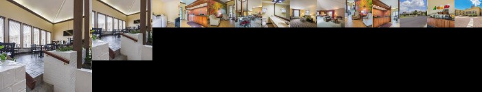 Days Inn & Suites Frostburg
