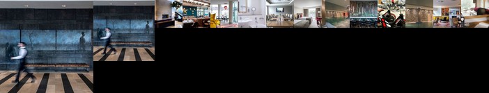 The River Lee Hotel