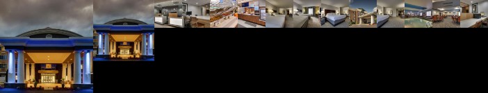 Holiday Inn Express Suites Middleboro