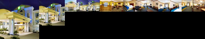 Holiday Inn Express Hotel & Suites Falfurrias