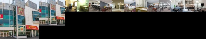 Super 8 Toronto