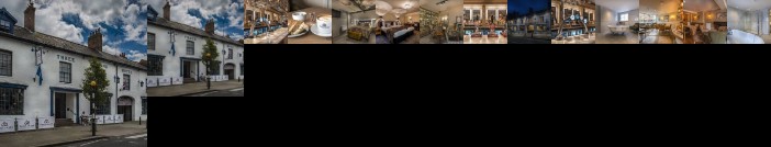 Three Swans Hotel