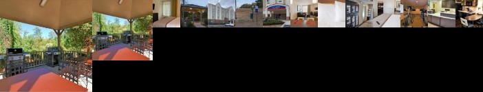 Candlewood Suites Pearl