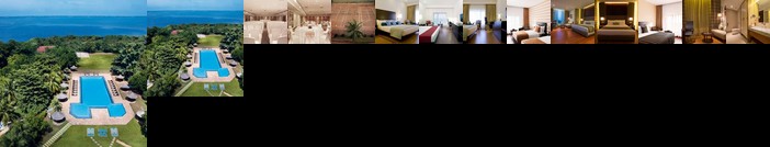 Gateway Airport Garden Hotel