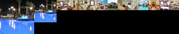Holiday Inn Express Hotel & Suites Winnie