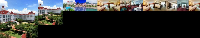 Hong Kong Disneyland Hotel