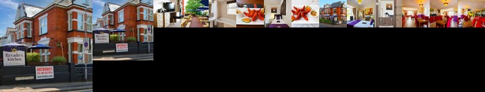 Stracey Hotel