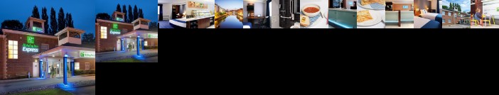 Holiday Inn Express Leeds East