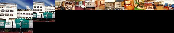 Hotel Chinar