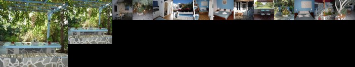 Apanemia Rooms