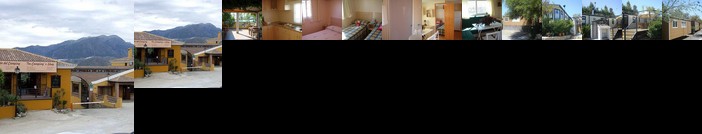 Camping Presa de la Viñuela Bungalows