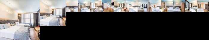 Tryp Times Square South