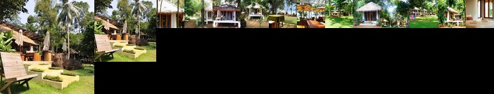 Little Moon Villas