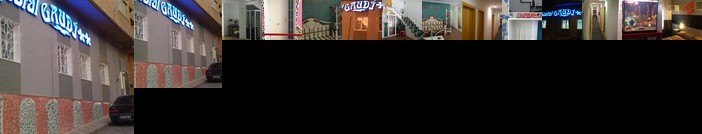 Hostal Gaudi