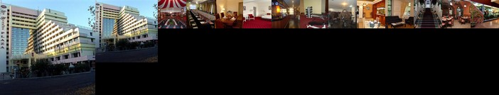 Le Grande Plaza Hotel