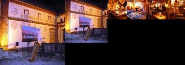 Stredoveky Hotel