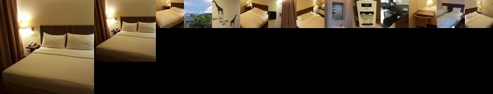 9 Square Hotel