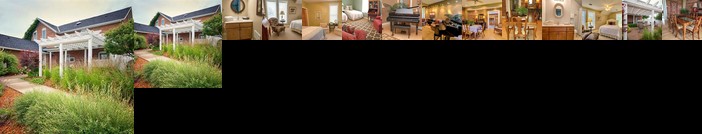 Village House Inn