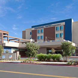 SpringHill Suites by Marriott Huntington Beach Orange County, in the nearby from Colorado Lagoon