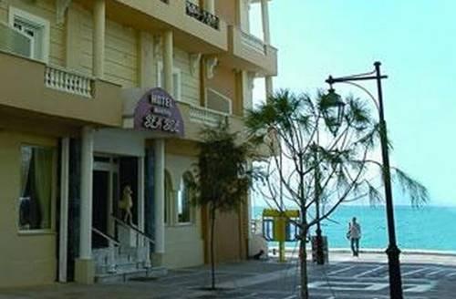 Mantas Seaside Hotel