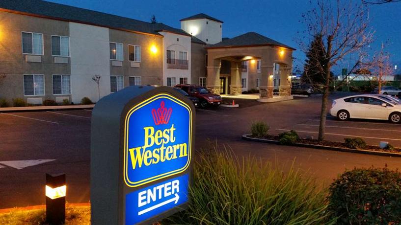 BEST WESTERN PLUS Twin View Inn & Suites