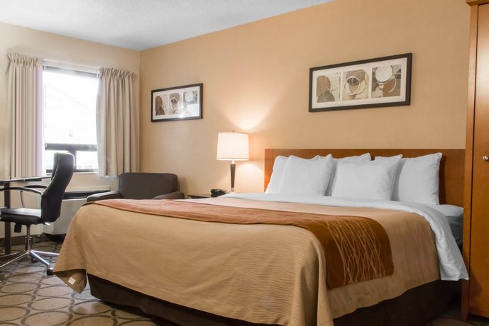 22 Comfort Inn Saskatoon 2155 Northridge Drive Saskatoon