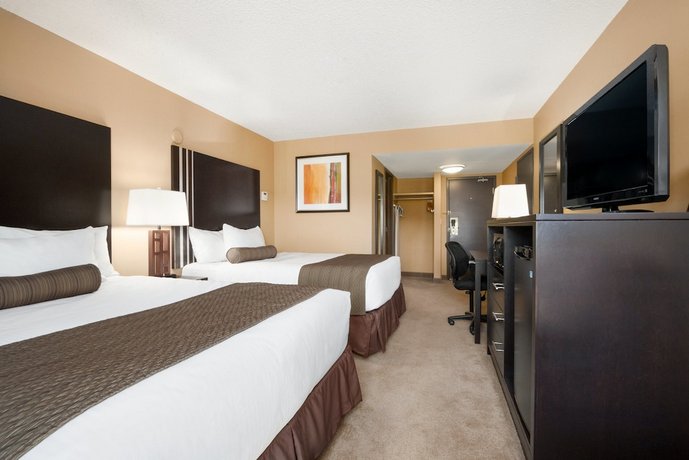 #53: Days Inn by Wyndham Calgary Northwest Calgary (4420 16 Avenue NW, Calgary) | Canadian Hotel